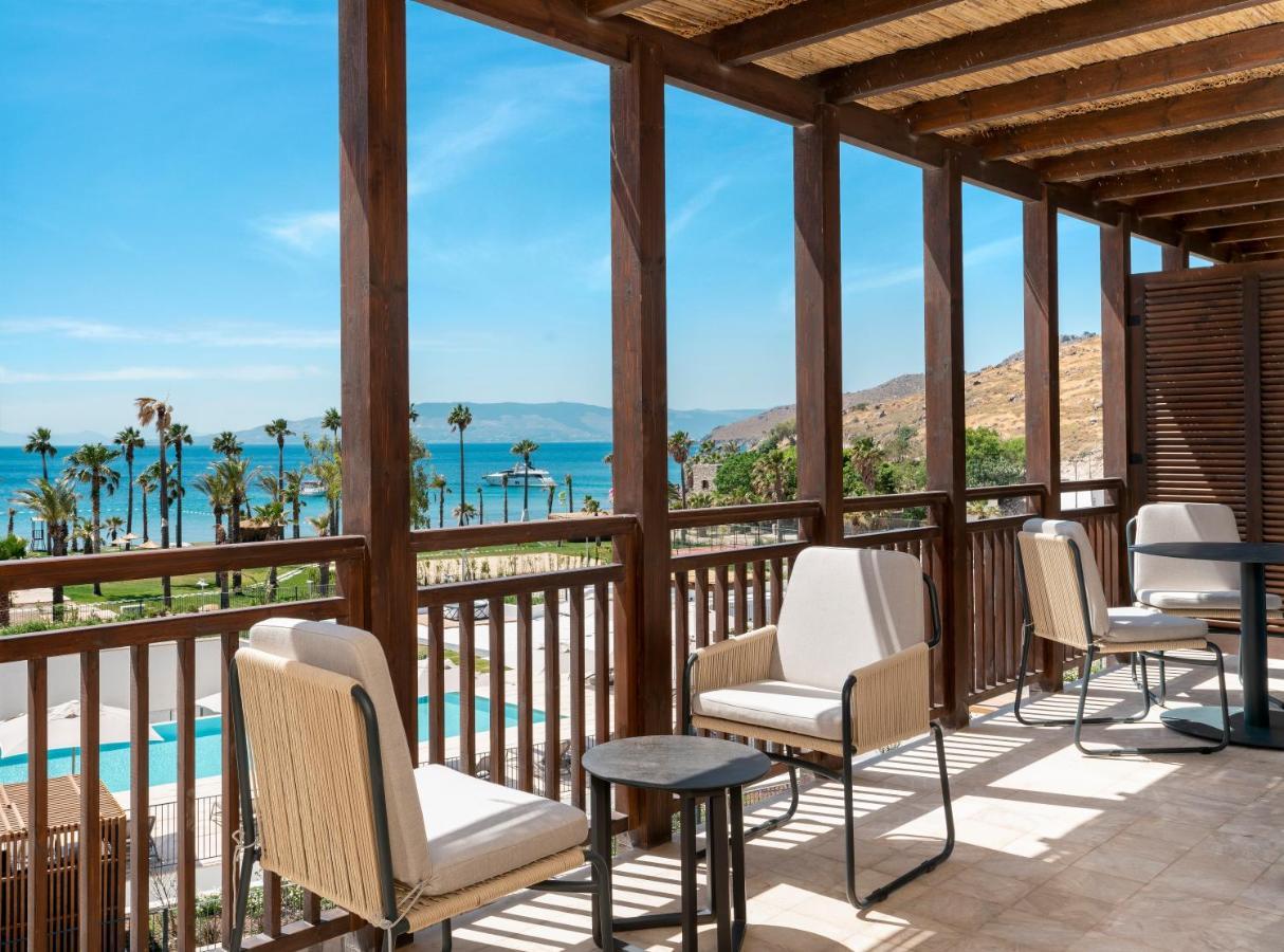 Radisson Collection Hotel, Bodrum Akyarlar Kültér fotó The Westin Resort & Villas, Naoussa, Paros