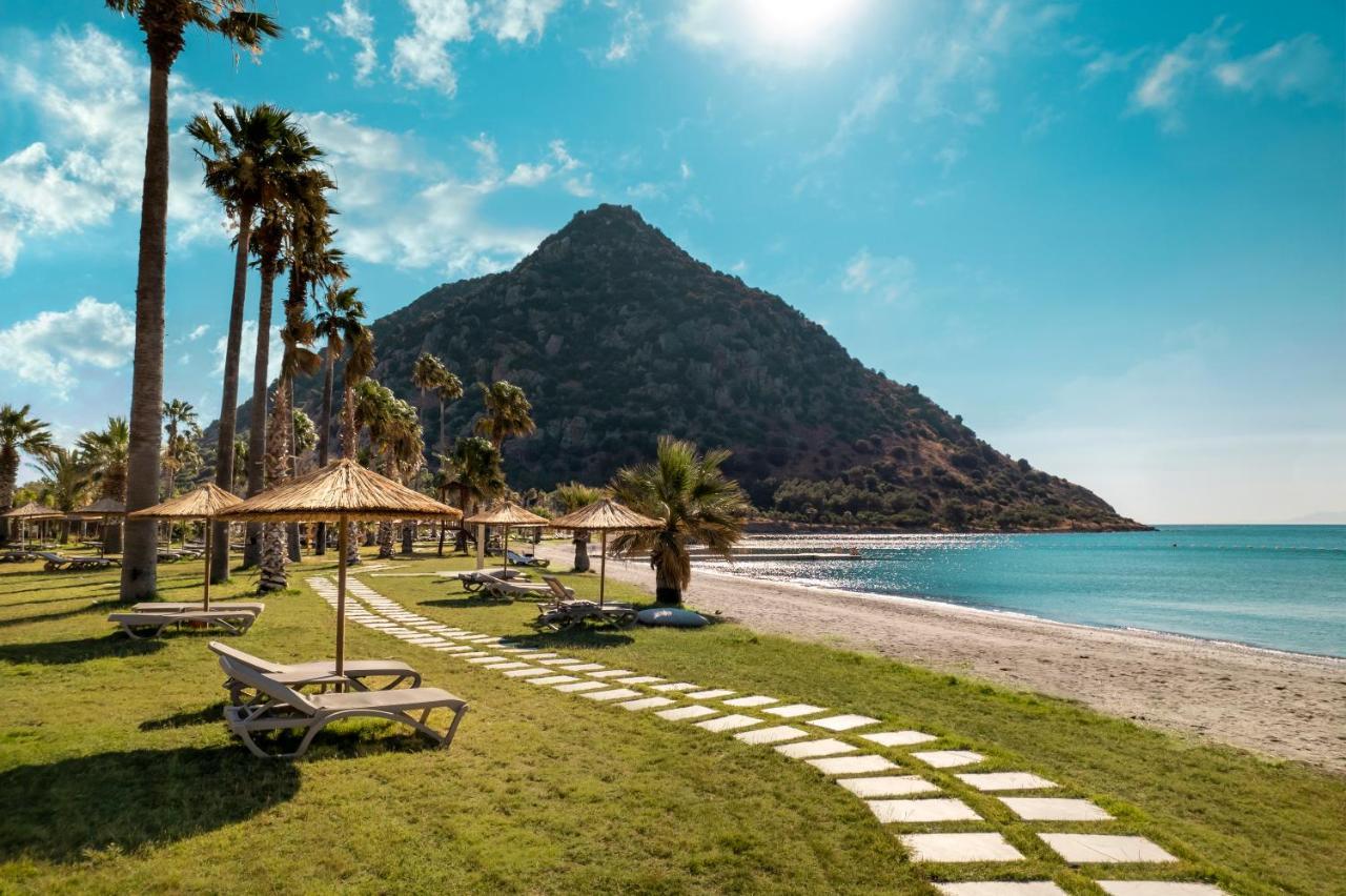 Radisson Collection Hotel, Bodrum Akyarlar Kültér fotó Beach at the resort