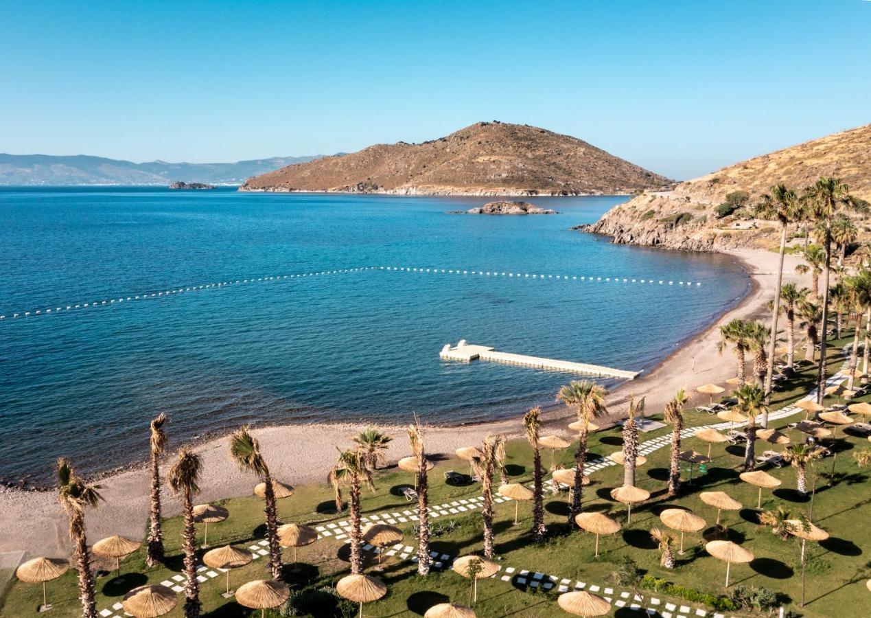 Radisson Collection Hotel, Bodrum Akyarlar Kültér fotó The beach at the resort
