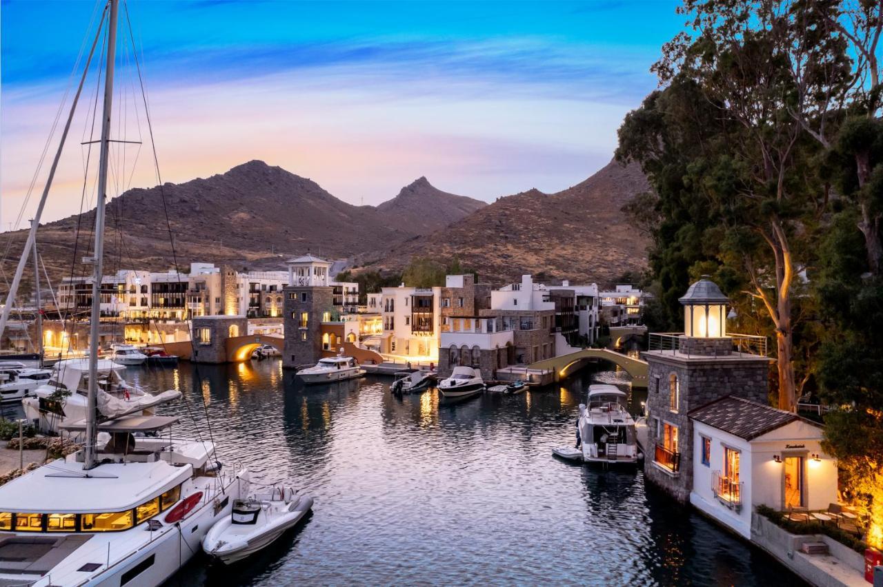 Radisson Collection Hotel, Bodrum Akyarlar Kültér fotó The Village at Mountain Shadows