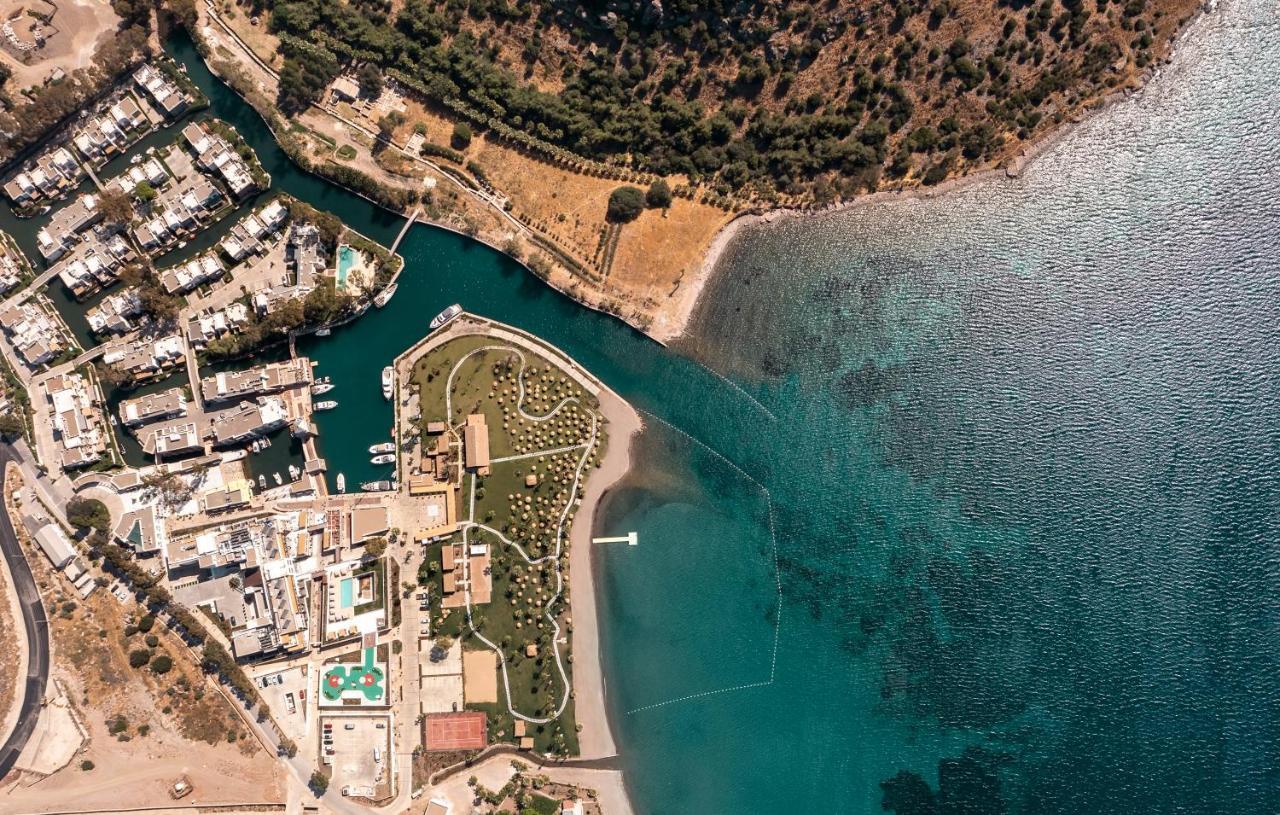 Radisson Collection Hotel, Bodrum Akyarlar Kültér fotó Aerial view of the port
